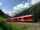 Rhétská dráha ve Švýcarsku: 125 let zážitků na kolejích